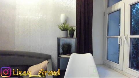 lizzy__grand  03-06-2022